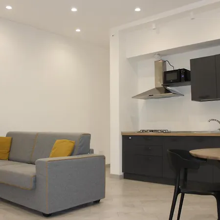 House In Apartament Neapol