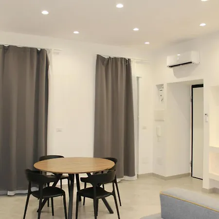 House In Apartment Naples